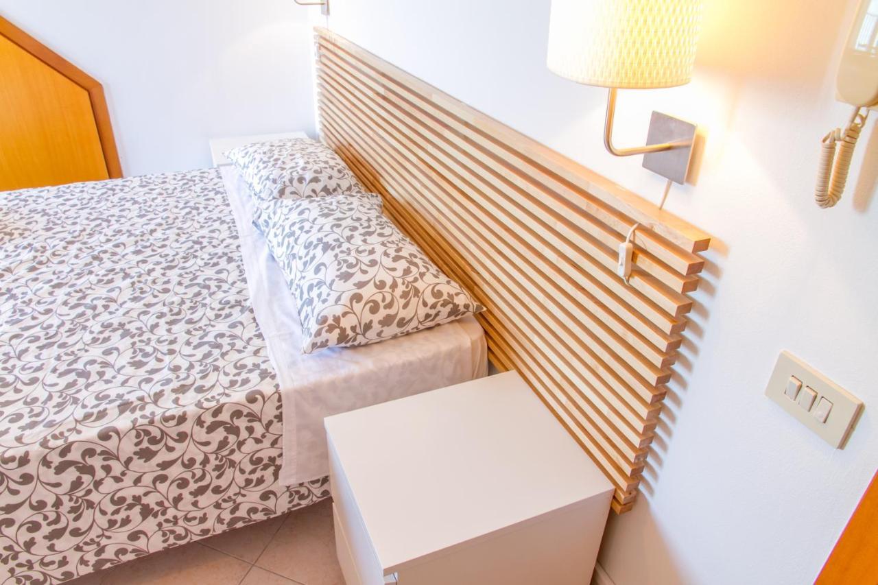 تْشيفالو 77 Rooms المظهر الخارجي الصورة