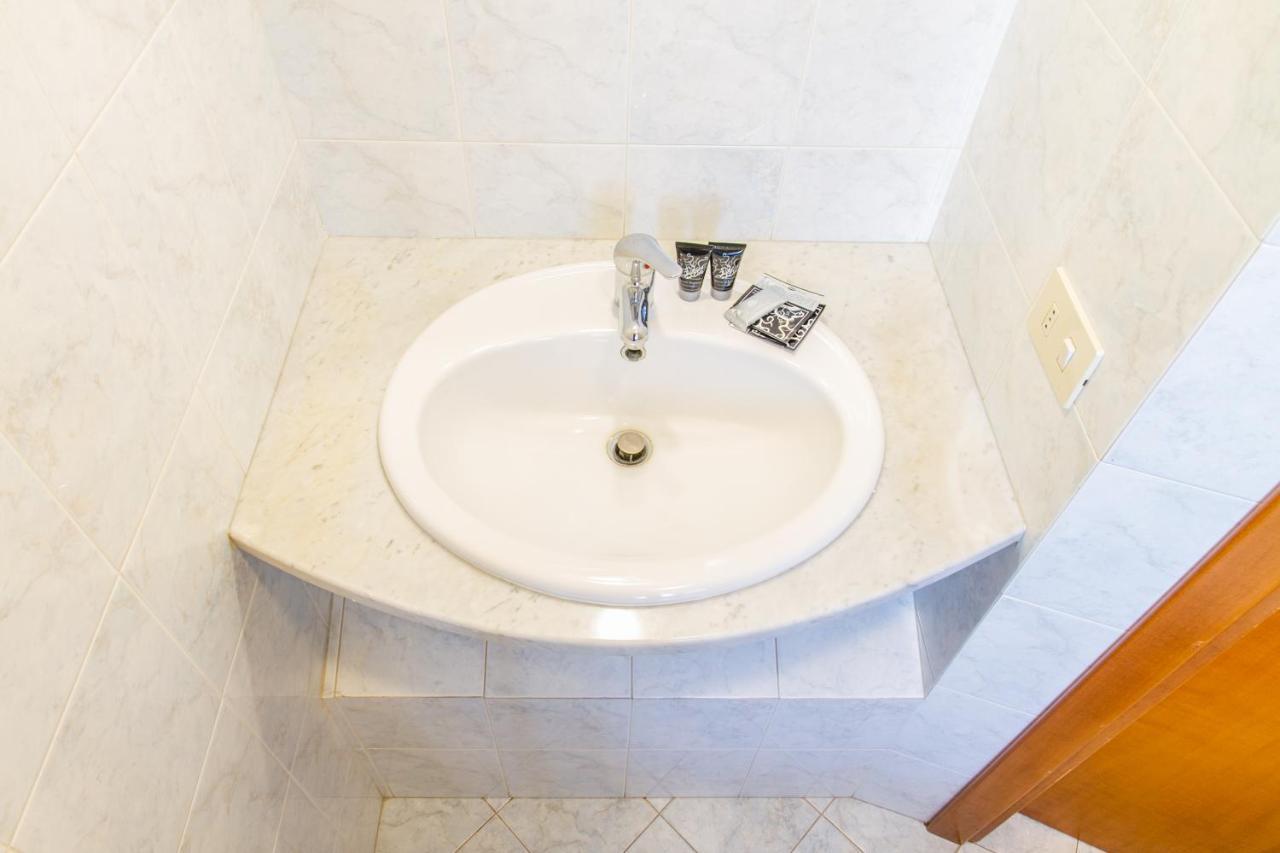 تْشيفالو 77 Rooms المظهر الخارجي الصورة